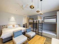 キングサイズベッドを超える幅180cmオーバーの広々ハリウッドツインベッドをご用意しております。