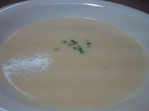 ホワイトアスパラガスのクリームスープ