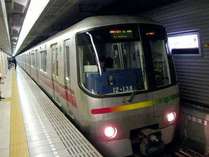 悪天候でも心配無用！地下鉄大江戸線「両国駅」直結なので、ビジネスや観光にアクセス抜群です。