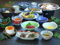 スタンダートプラン。山菜料理、会津の郷土料理など　自慢の逸品をご提供致します