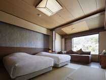 スタンダード和室ベッドスタイル/32平米【1～3人用】ベッドつきの和室のお部屋です。