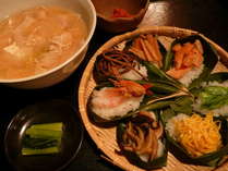 笹寿司とかんずり汁と野沢菜の漬物