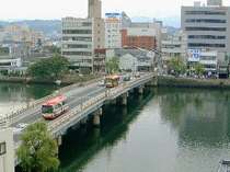 水の都「松江」の象徴、本館眼下の銘橋「松江大橋」周辺は朝のお散歩に最高です！