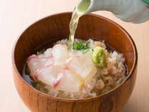 【朝食】イメージ◆ごまだれが美味しい鯛茶漬け。伊勢湾の新鮮な鯛を使用。日替りのご用意です。