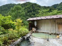 初夏の露天風呂