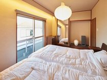 【天上寝室】BALMUDAの空気清浄機、加湿器をご用意しております。快適にお休みいただけると嬉しいです。