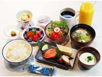 朝食：和食（コロナ対策のためただいま、定食にてご提供させて頂いております）