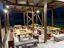 【BBQガーデン】開放的＆屋根付きの安心空間でBBQをお楽しみいただけます！