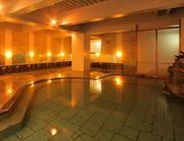 【大浴場】修善寺温泉随一の規模を誇る内湯で手足をのばしてゆったり。ジャグジーも◎