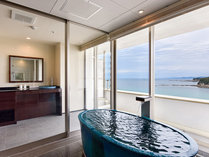 *【露天風呂付客室（浜水晶）・洋室】完全プライベート空間で露天風呂の温泉をお愉しみください。