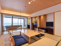 *【露天風呂付客室（浜水晶）・和室】白を基調とした明るいシンプルなお部屋です。