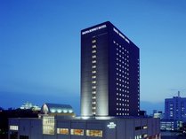 【じゃらん】ホテル外観。夜景。和歌山城前の高層ホテル。地上２０階建
