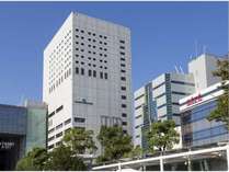 ホテル外観JR川崎駅(中央東口)より徒歩1分です。