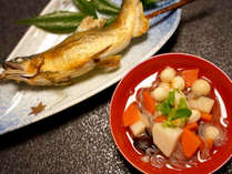 お夕食一例／奥会津ならではの「こづゆ」「岩魚の塩焼き」がおすすめ