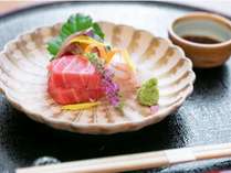 日本料理「くねん坊」では地元の食材や季節の食材を利用した和食をお楽しみいただけます。　