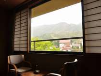 全客室から百名山・蔵王を望むことができます。高台に位置し、眺めは良好です。