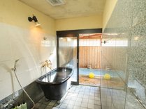 日々亭-客室露天風呂と内湯