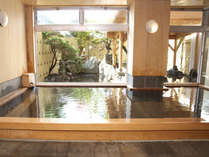 写真：函館湯の川温泉ホテル河畔亭