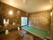 ◆活性石温泉の大浴場◆足を伸ばしてゆ～ったりと。、夜は2時まで、朝は5時からご利用いただけます。