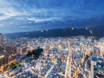 山側(夜景)イメージ　神戸・北野の街並みと六甲山麗をお楽しみいただけます