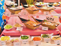 自分の好きなネタで作れる海鮮丼コーナー※料理画像はイメージです