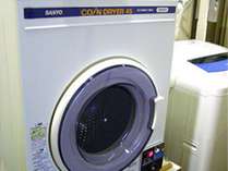 コインランドリー♪3階洗濯機2機・乾燥機2機