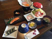 ・【朝食一例】お米は栃木県産コシヒカリ。一日の始まりにしっかり元気をチャージ！