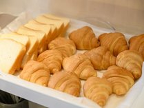 【朝食】パン◆トースターをご用意しております。アツアツでお召し上がりくださいませ。