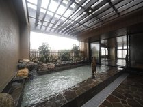 ※【大浴場◆露天風呂】地上15階の露天風呂は開放感抜群！