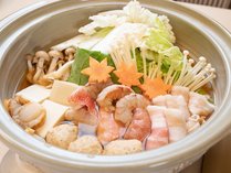 *【温泉鍋（寄せ鍋）】海鮮をふんだんに使用！出汁が美味しいと評判で〆はおじやもお勧めです。