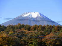 部屋のベランダからの富士山の眺めです