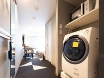 ■全室洗濯乾燥機完備　※お部屋によって設置イメージが異なります。