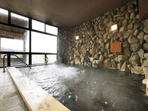 【大浴場】3種の源泉をブレンドした１００％天然の温泉です。