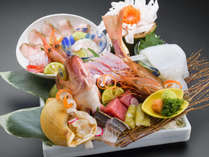 富山湾は魚種が豊富です。旬なお魚を料理長が厳選しています。
