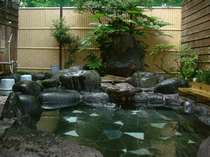 天然の伊豆高原温泉「ねんごろの湯」は肩こり、ストレス解消に効果！