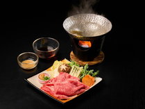 ・【お食事：松阪牛しゃぶしゃぶ】肉の甘みをしっとりと楽しめるしゃぶしゃぶ　お野菜とともにどうぞ