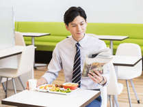 【無料朝食サービス】素敵な一日の始まりに、コンフォートホテルの無料朝食をご利用ください。　