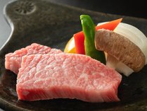 ■夕食一例｜A5秋田ブランド黒毛和牛『錦牛』