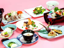 *【夕食：和洋会席膳】（一例）空豆や桜海老、春野菜など旬の食材を味わえる会席膳