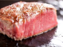 　【おおいた和牛ステーキ】肉の旨みが口の中いっぱいに広がります！