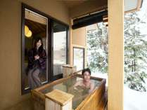 客室露天風呂（イメージ）での至福の湯浴み