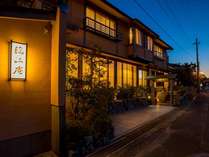 【外観】1日5組限定の小さな料理旅館「臨江庵」 写真