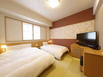 ◆ツインルーム(19.35平米客室は畳敷きにてご用意サータ社製ベッド(110-120cm×195cm)