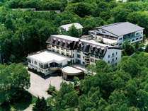 *外観／菅平高原の豊かな自然に囲まれたやすらぎのホテル