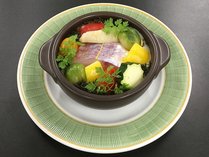 【3～5月会席　桃】長崎県魚いとより鯛と春野菜の緑茶グラタン