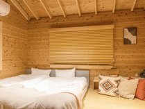 2beds　cabin室内