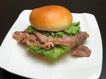 黒毛和牛のハンバーガー　1,980円／1個（1人前）