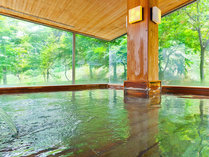 ～最上な湯に癒やされる～青森ヒバが香る大浴場、四季を愛でる東屋掛の露天風呂
