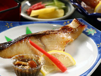 【夕食】　焼き魚さわら西京焼き*