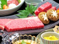 口の中にじゅわっと広がる霜降り肉は、岐阜のブランド牛【飛騨牛】。そのとろける旨さをお楽しみください。